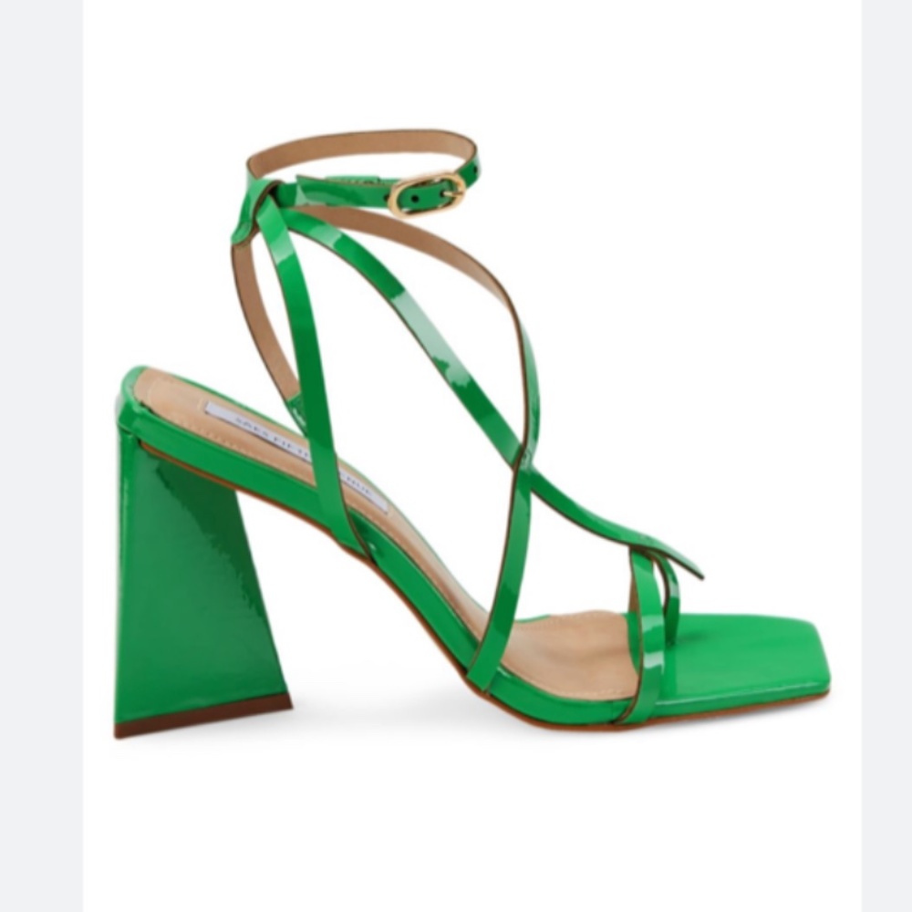 Block heel sandal